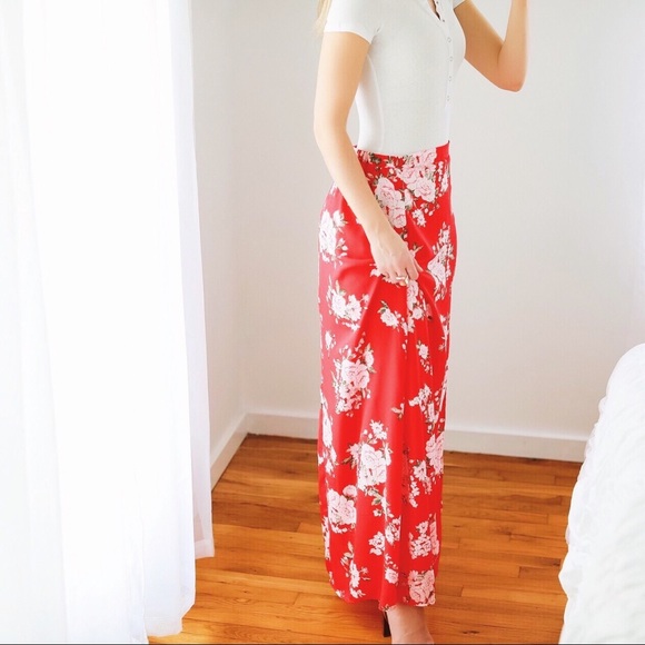 SoldOut11thStreet - Picture 4 of 6